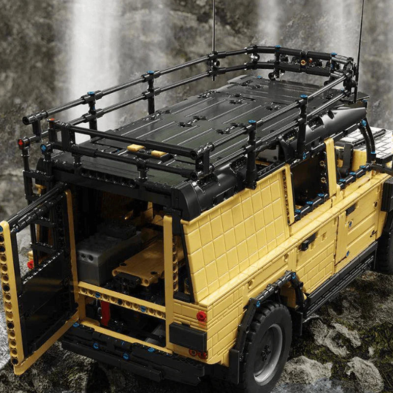 LAND ROVER DEFENDER SAFARI EDITION | 3380PCS